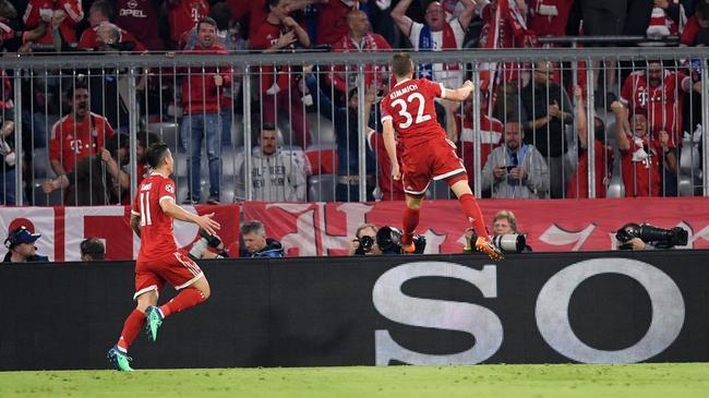  那不勒斯替补奇兵建功绝杀佛罗伦萨登顶  