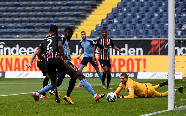  勒沃库森锋线全面开花，五球大胜延续不败神话